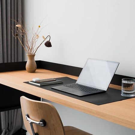 Ebb-ดะนีดิน ภายนอก รูปภาพ A desk pad
